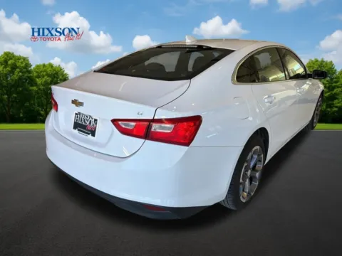 More photos of 2023 Chevrolet Malibu LT at Hixson Toyota, LA