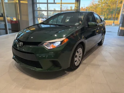 Green 2014 Toyota Corolla LE for sale in DeRidder, LA