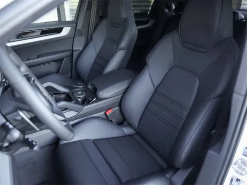 More photos of 2026 Porsche Cayenne E-Hybrid Coupe at Porsche South Austin, TX