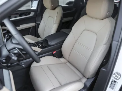 More photos of 2026 Porsche Cayenne Coupe at Porsche South Austin, TX