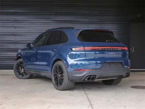 Another view of 2025 Porsche Cayenne E-Hybrid for sale in Austin, TX at Porsche South Austin