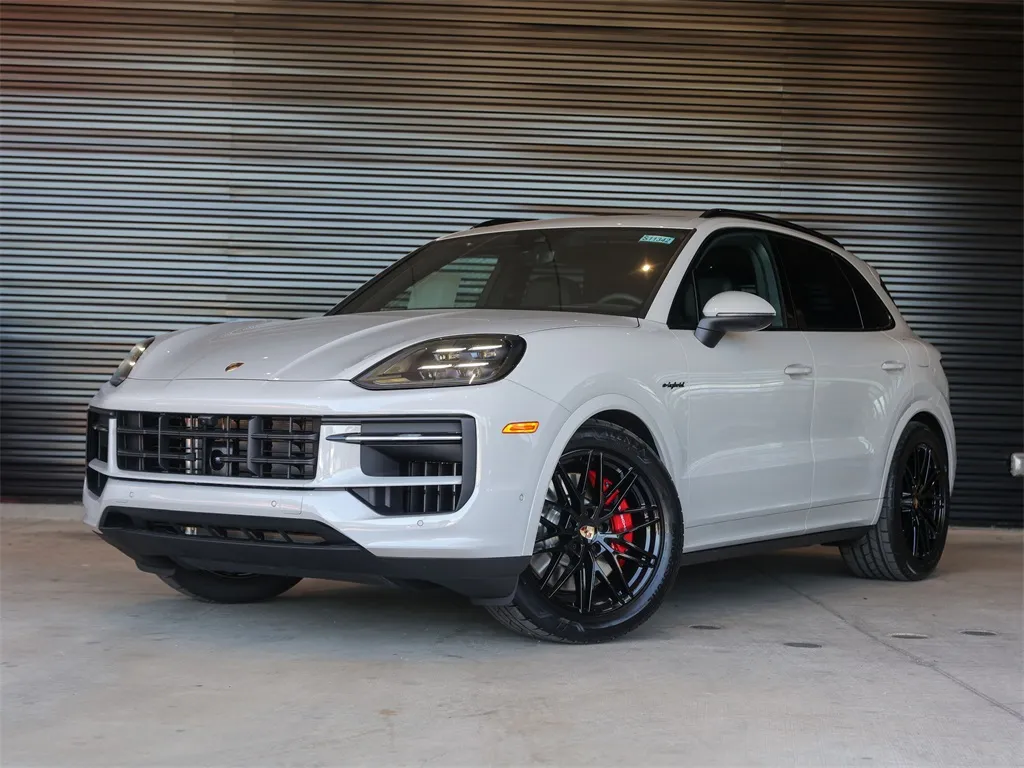 2025 Porsche Cayenne E-Hybrid S for sale in Austin, TX