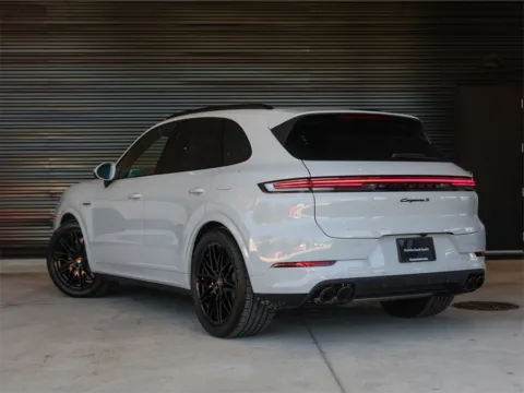 Another view of 2025 Porsche Cayenne E-Hybrid S for sale in Austin, TX at Porsche South Austin