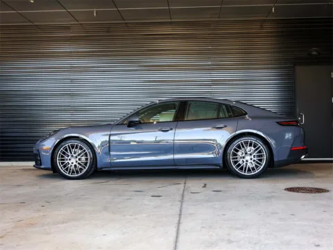 Photos of 2025 Porsche Panamera 4 for sale in Austin, TX at Porsche South Austin