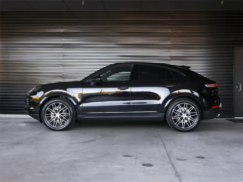 Photos of 2026 Porsche Cayenne Coupe for sale in Austin, TX at Porsche South Austin