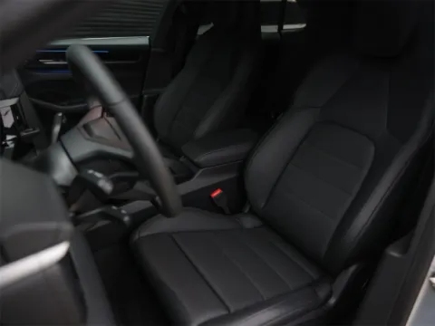 More photos of 2025 Porsche Macan Electric 4S at Porsche South Austin, TX