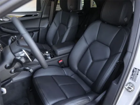 More photos of 2025 Porsche Macan T at Porsche South Austin, TX