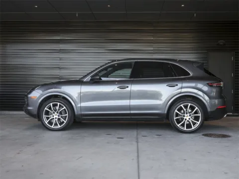 Photos of 2021 Porsche Cayenne for sale in Austin, TX at Porsche South Austin