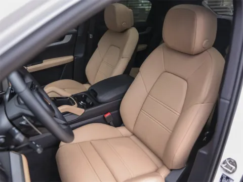 More photos of 2026 Porsche Cayenne Coupe at Porsche South Austin, TX