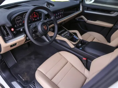 More photos of 2026 Porsche Cayenne E-Hybrid at Porsche South Austin, TX