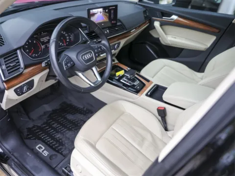 More photos of 2022 Audi Q5 45 S line Premium at Porsche South Austin, TX