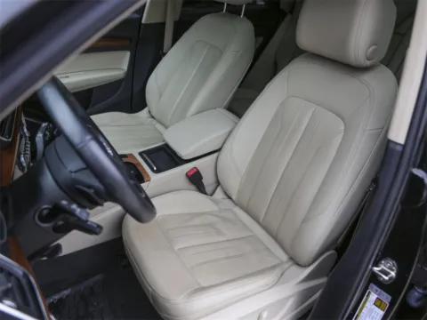 More photos of 2022 Audi Q5 45 S line Premium at Porsche South Austin, TX