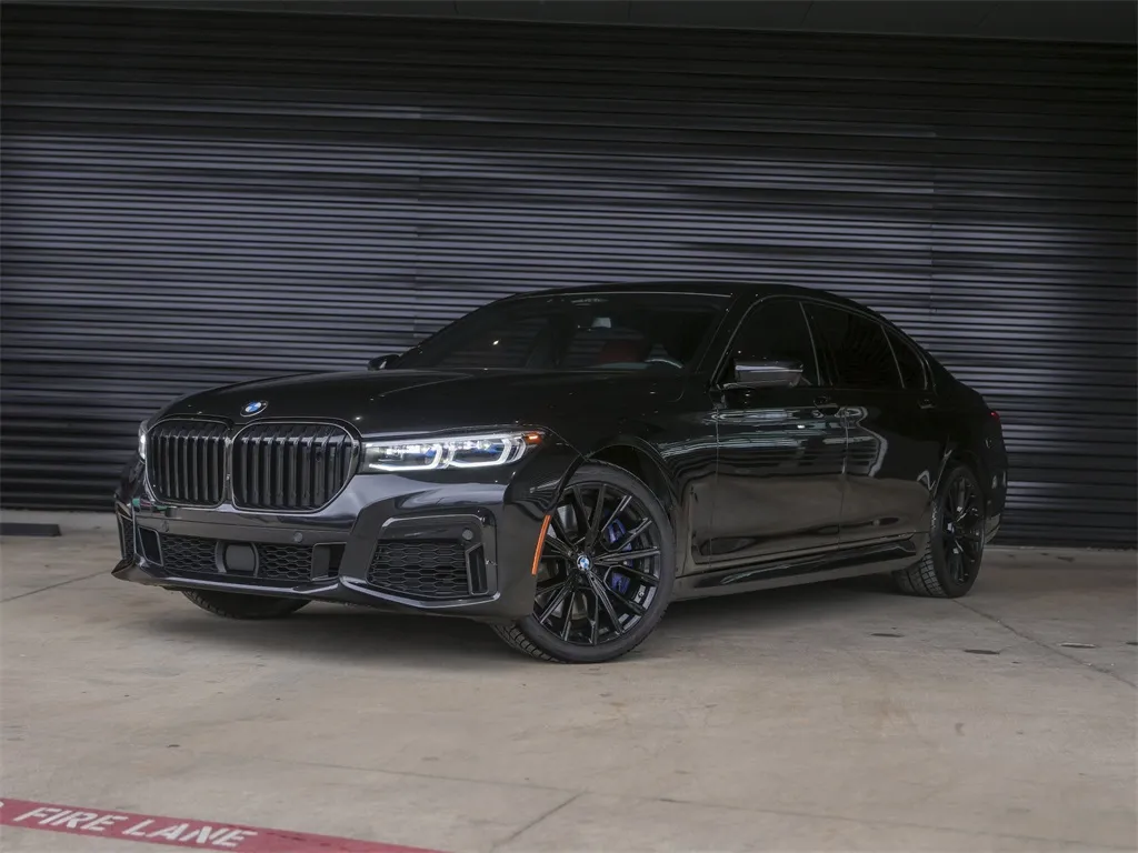 2020 BMW 7 Series 750i's photo