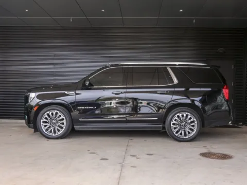 Photos of 2023 GMC Yukon Denali Ultimate for sale in Austin, TX at Porsche South Austin