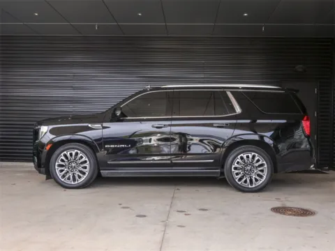 Photos of 2023 GMC Yukon Denali Ultimate for sale in Austin, TX at Porsche South Austin