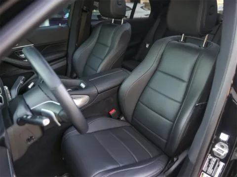 More photos of 2025 Mercedes-Benz GLE 450 at Porsche South Austin, TX