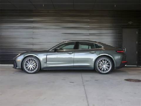 Photos of 2026 Porsche Panamera 4 for sale in Austin, TX at Porsche South Austin