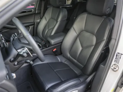 More photos of 2025 Porsche Macan at Porsche South Austin, TX