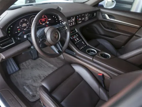 More photos of 2022 Porsche Taycan Cross Turismo 4 at Porsche South Austin, TX