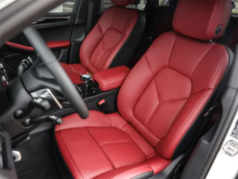 More photos of 2025 Porsche Macan at Porsche South Austin, TX