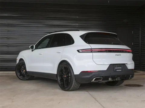 Another view of 2026 Porsche Cayenne for sale in Austin, TX at Porsche South Austin