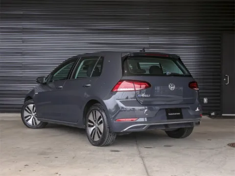 Another view of 2019 Volkswagen e-Golf SE for sale in Austin, TX at Porsche South Austin