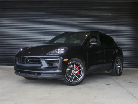 Black 2024 Porsche Macan S for sale in Austin, TX
