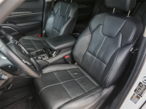 More photos of 2024 Kia Telluride SX at Porsche South Austin, TX