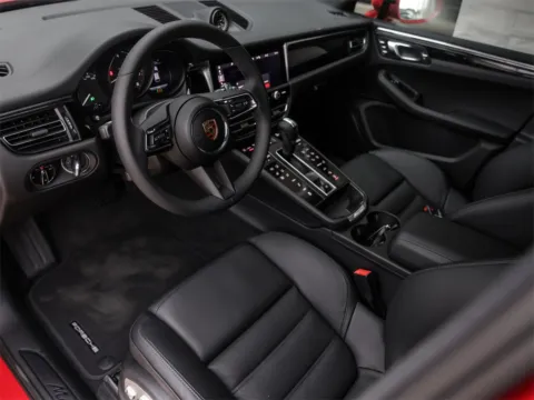 More photos of 2025 Porsche Macan at Porsche South Austin, TX