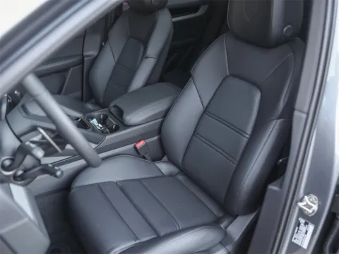 More photos of 2026 Porsche Cayenne Coupe at Porsche South Austin, TX