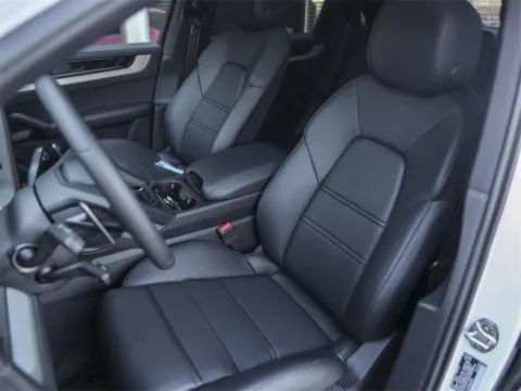 More photos of 2025 Porsche Cayenne Coupe S at Porsche South Austin, TX