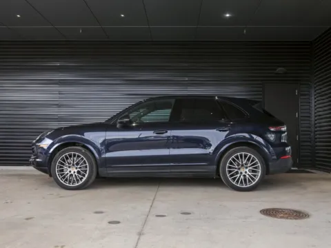 Photos of 2023 Porsche Cayenne Platinum Edition for sale in Austin, TX at Porsche South Austin
