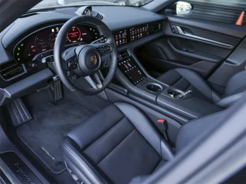 More photos of 2023 Porsche Taycan 4S at Porsche South Austin, TX