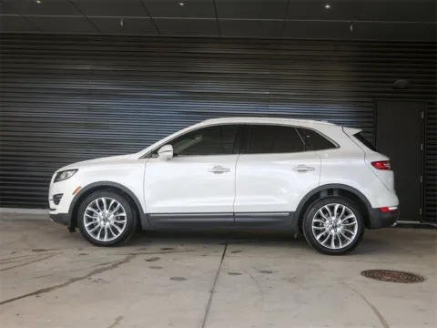 Photos of 2019 Lincoln MKC Reserve for sale in Austin, TX at Porsche South Austin