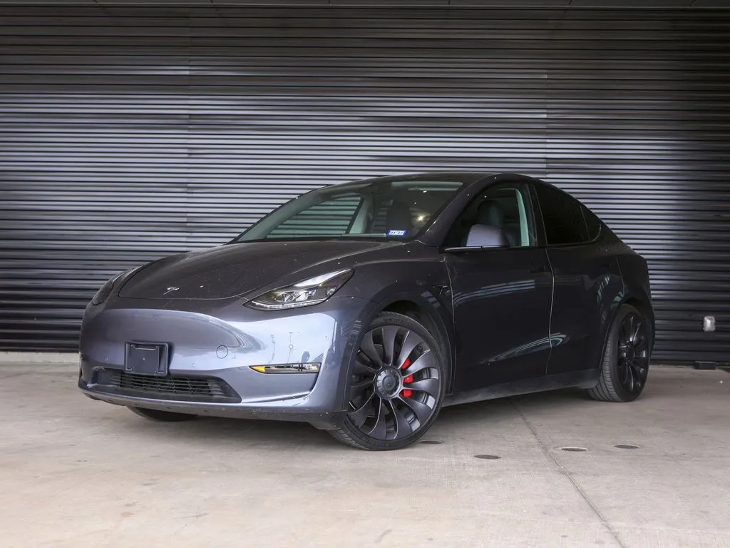 Used 2022 Tesla Model Y Performance with VIN 7SAYGDEF2NF389321 for sale in Austin, TX