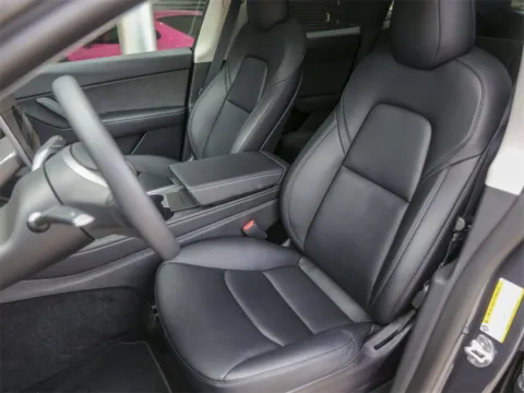 More photos of 2022 Tesla Model Y Performance at Porsche South Austin, TX