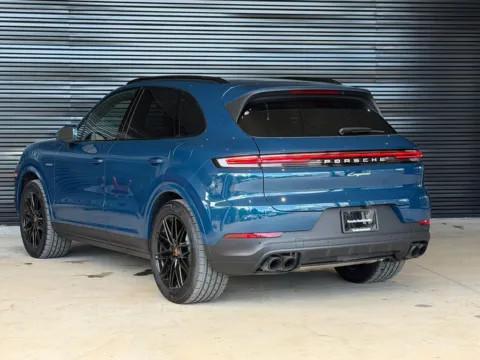 Another view of 2025 Porsche Cayenne E-Hybrid for sale in Austin, TX at Porsche South Austin