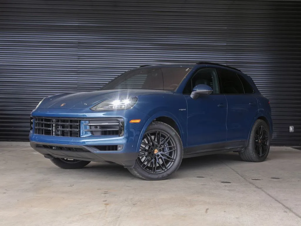 Gray 2025 Porsche Cayenne E-Hybrid for sale in Austin, TX