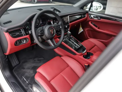 More photos of 2025 Porsche Macan at Porsche South Austin, TX