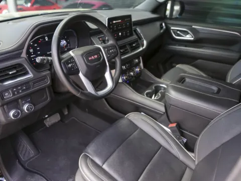 More photos of 2023 GMC Yukon SLT at Porsche South Austin, TX