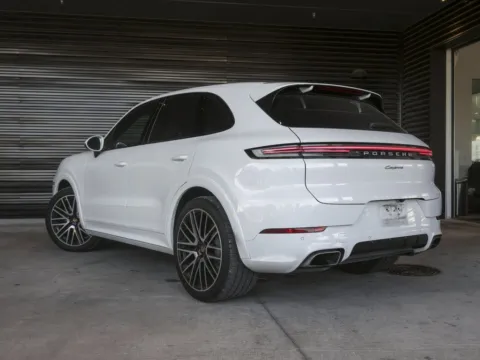Another view of 2024 Porsche Cayenne for sale in Austin, TX at Porsche South Austin