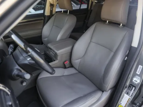 More photos of 2020 Lexus GX 460 at Porsche South Austin, TX