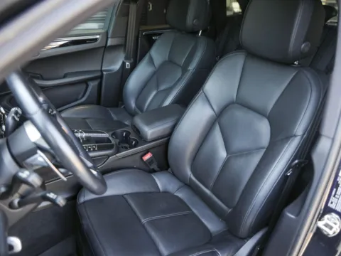 More photos of 2021 Porsche Macan at Porsche South Austin, TX