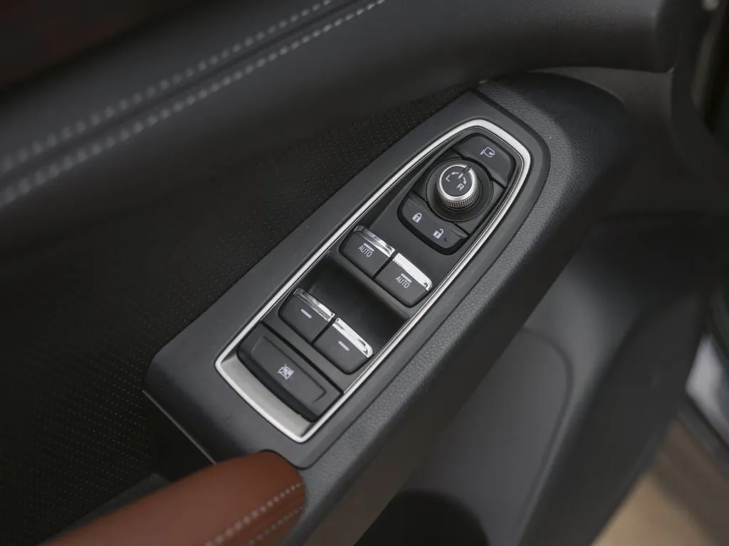 2023 Subaru Ascent Touring - Photo 29