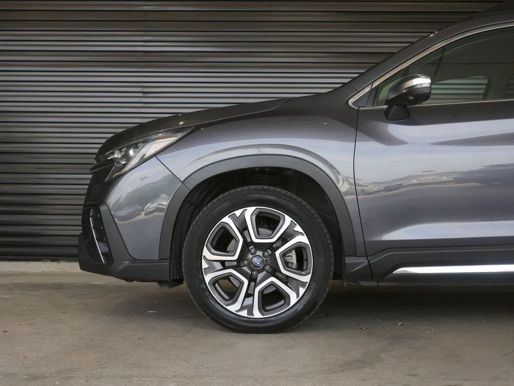 2023 Subaru Ascent Touring - Photo 13