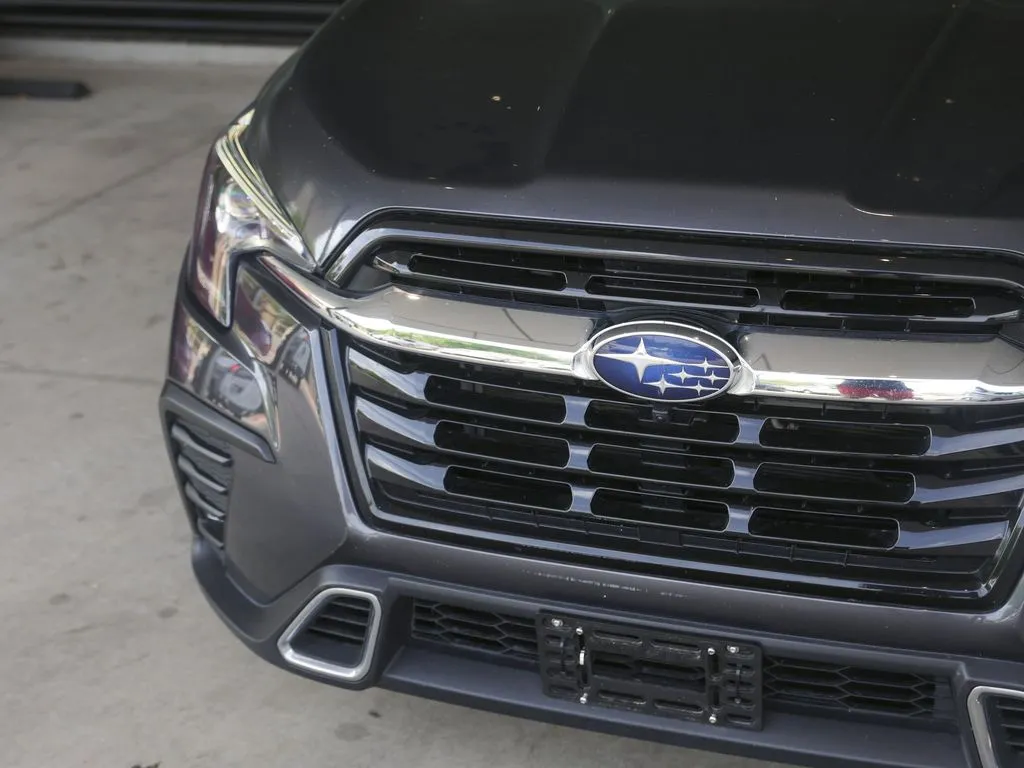 2023 Subaru Ascent Touring - Photo 11