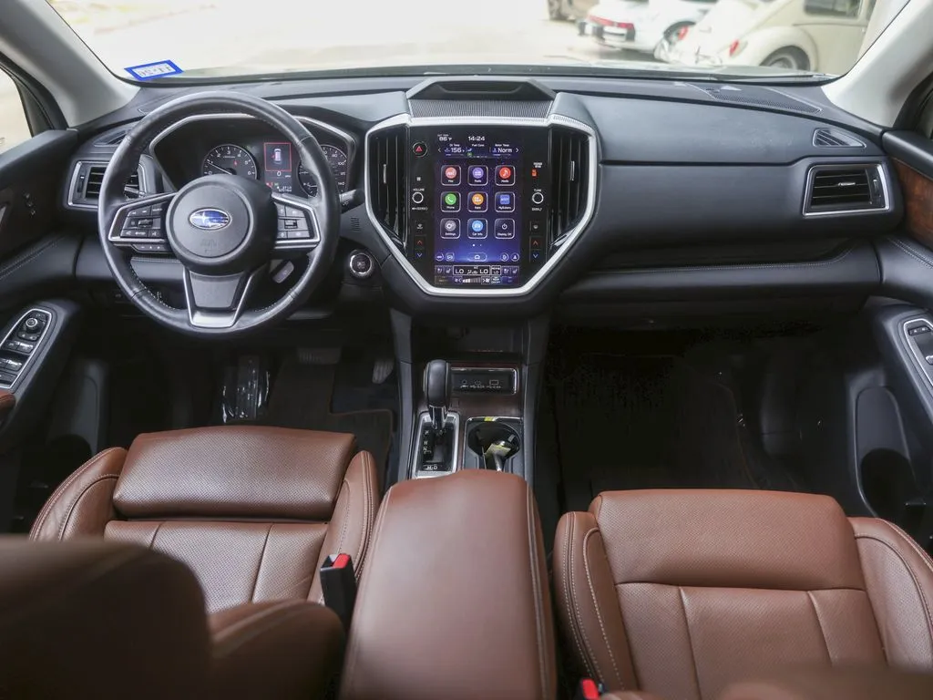 2023 Subaru Ascent Touring - Photo 32