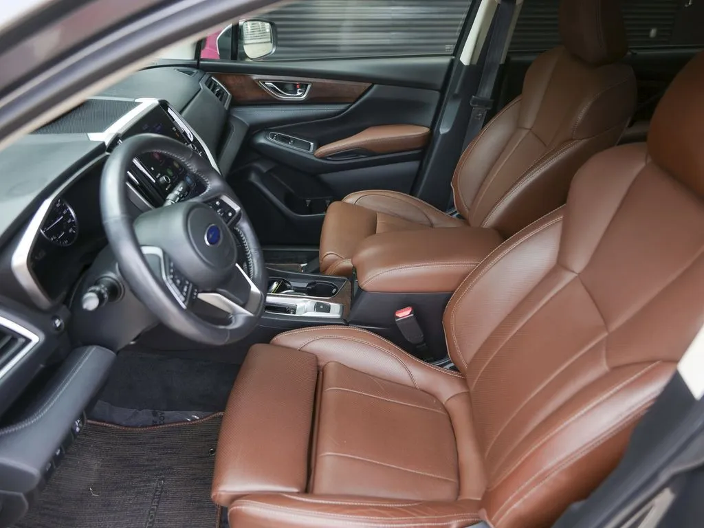 2023 Subaru Ascent Touring - Photo 17