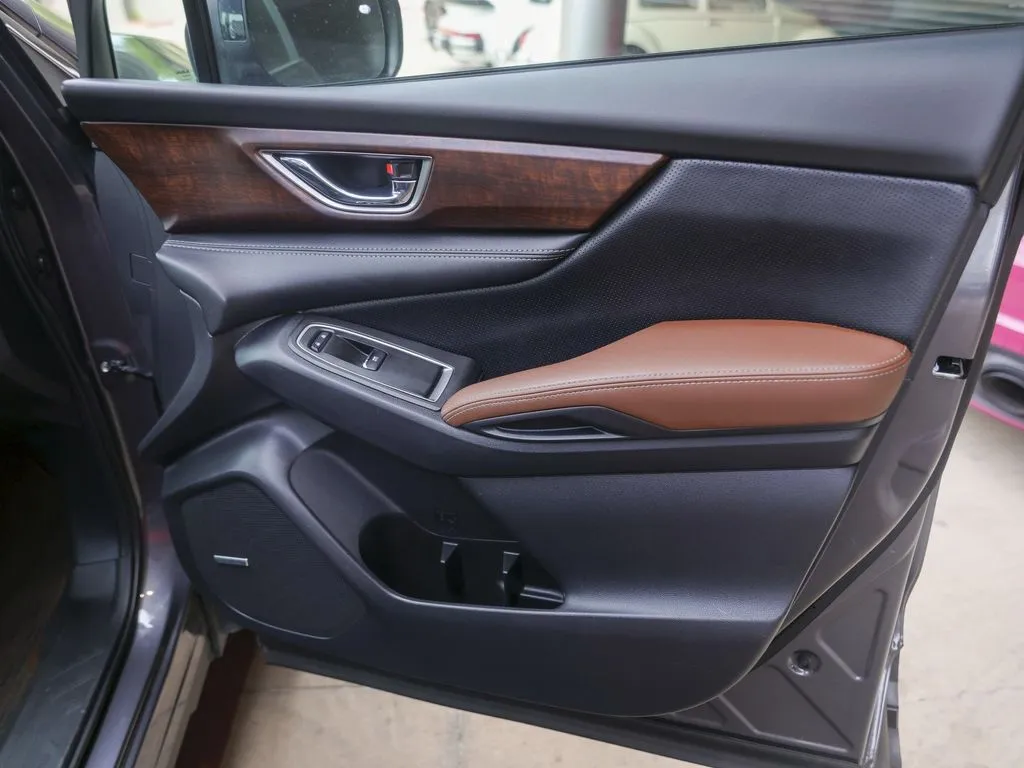 2023 Subaru Ascent Touring - Photo 35