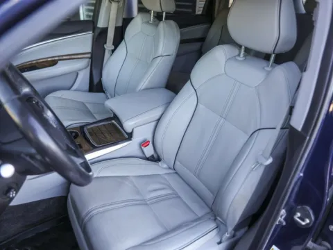 More photos of 2019 Acura MDX 3.5L Advance Package at Porsche South Austin, TX